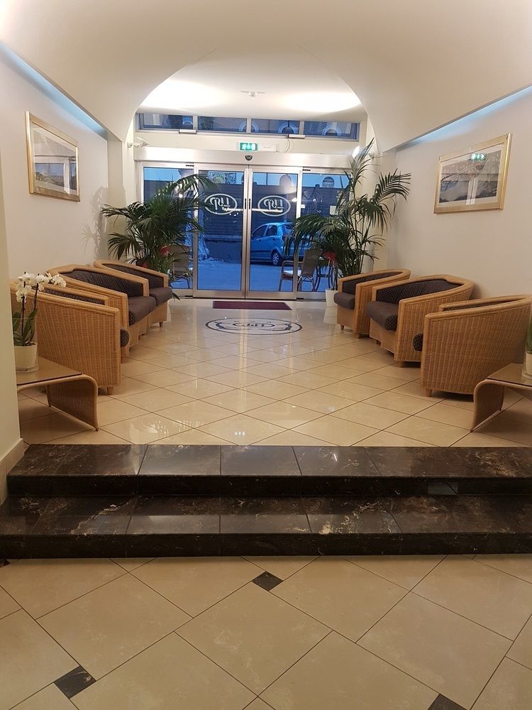 Hotel St Pierre Rimini Kültér fotó